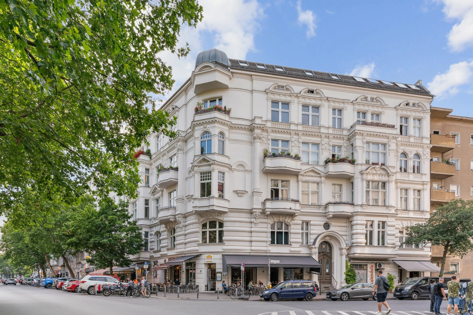 Representative old building facade in Berlin Kreuzberg – example property for a real estate valuation